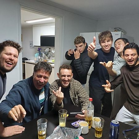 Ocean'S Guesthouse - Foreigners Only Сеул Екстер'єр фото