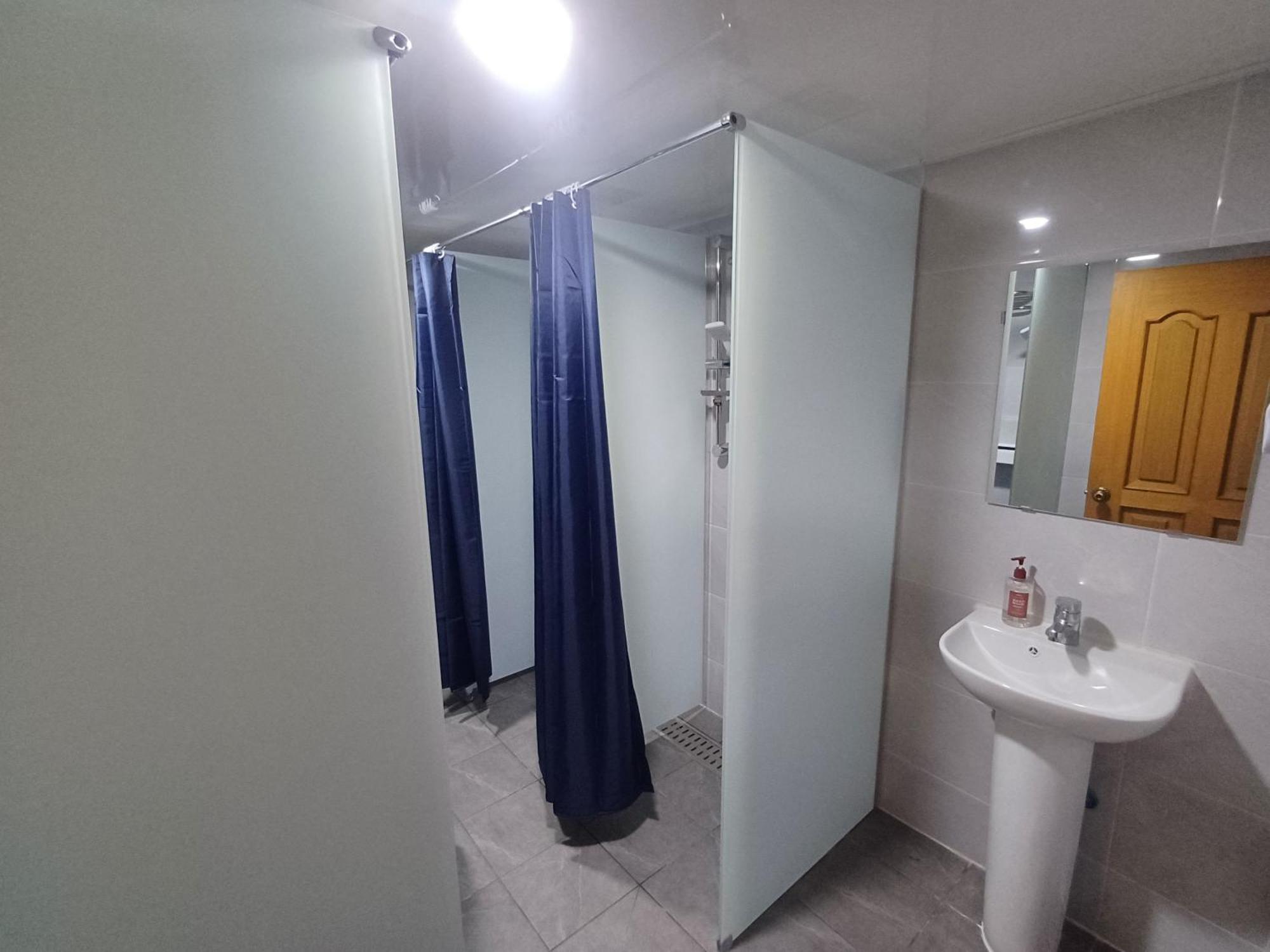 Ocean'S Guesthouse - Foreigners Only Сеул Екстер'єр фото