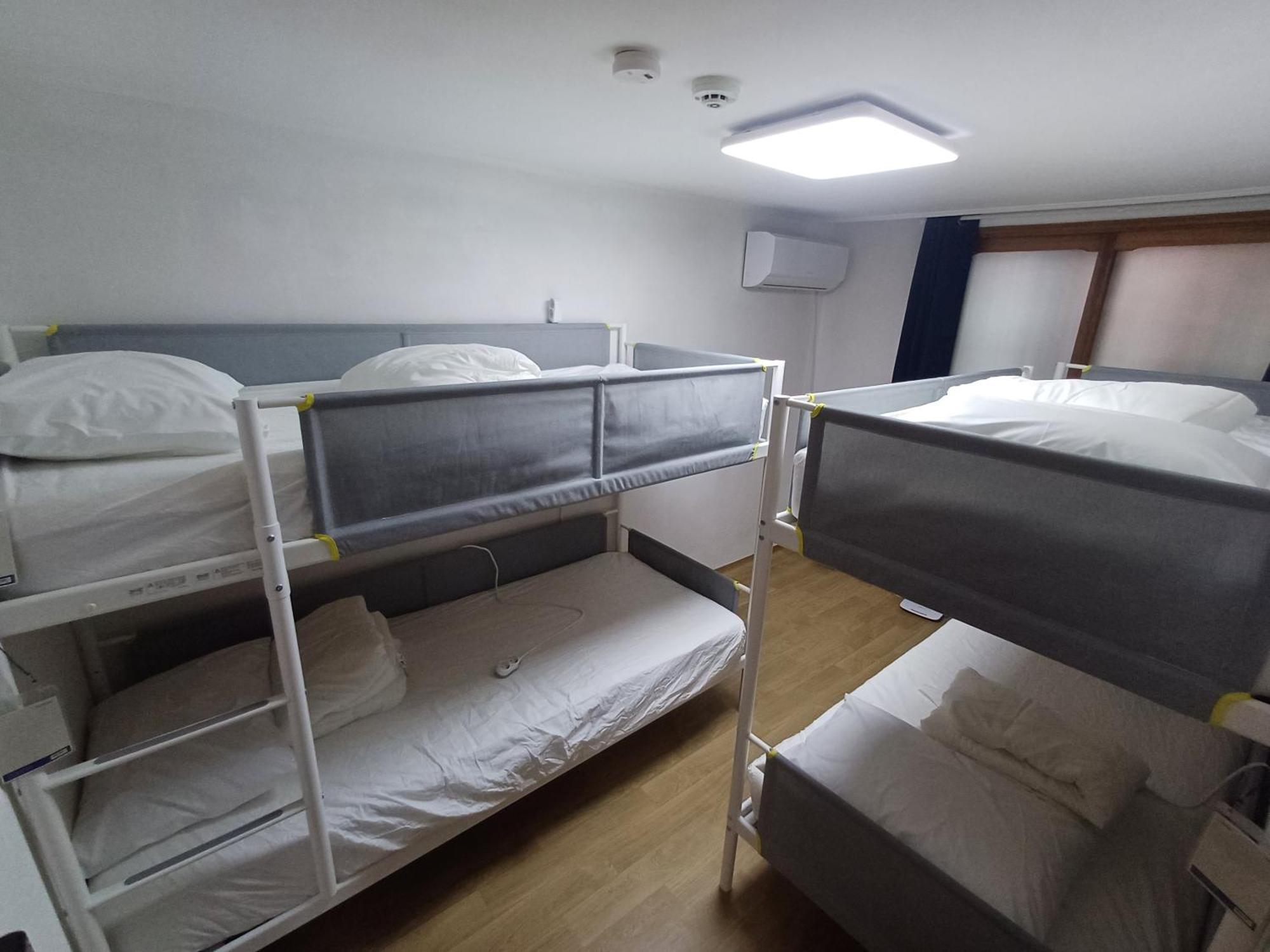 Ocean'S Guesthouse - Foreigners Only Сеул Екстер'єр фото